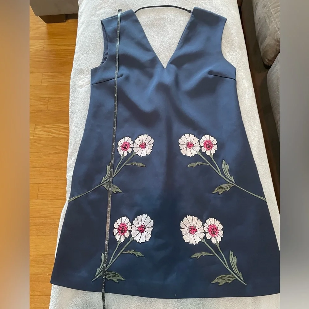 Keepsake Embroidered Shift - Picture 9 of 11